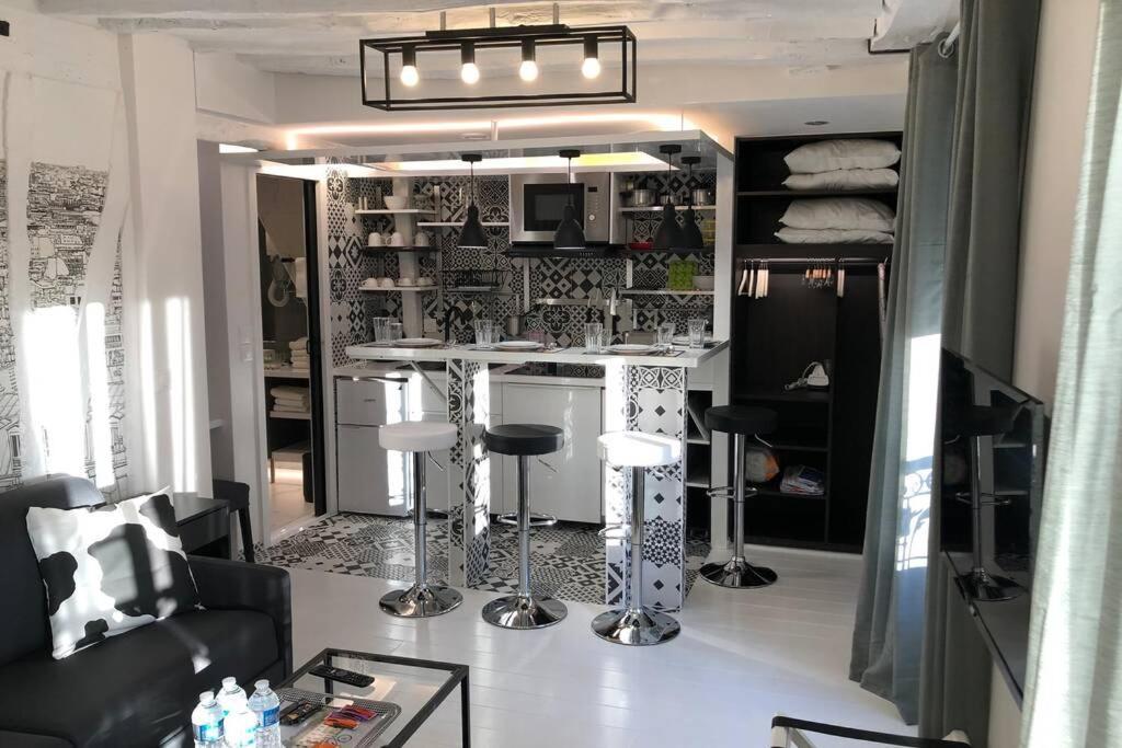 Appartement Rousselet Quartier Bon Marche Paris Viieme Eksteriør bilde